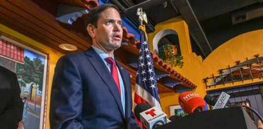 Liderados por el senador Marco Rubio y la congresista María Elvira Salazar, los parlamentarios dijeron a Biden que si no son controlados pueden desatar "un reinado de terror sin precedentes".
