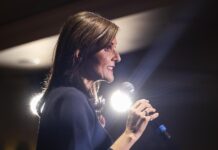 Nikki Haley, la hija de inmigrantes que no pudo liderar un partido dominado por Trump Nikki Haley, es una mujer no acostumbrada a perder a lo largo de su vida y de su carrera política.