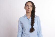 Hay líderes cuya apariencia encantadora oculta tácticas de manipulación y bullying.