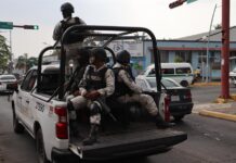 Exdirector de la Policía de Investigación de Sinaloa niega haberse entregado a EE.UU. Personal de la Guardia Nacional (GN) realiza patrullajes de vigilancia