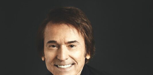 Raphael: "Digo tajante que no voy a retirarme, no me veo vegetando".