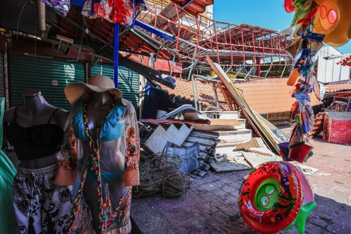 Tianguis de Artesanías de la Diana, destruidos tras el paso del huracán Otis