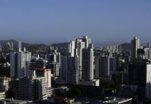 Panamá busca posicionarse como destino de inversión inmobiliaria frente a urbes como Miami