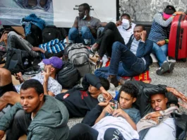 Esta restricción de visados apunta a la práctica predatoria de las empresas de transporte que sacan provecho de los migrantes vulnerables.