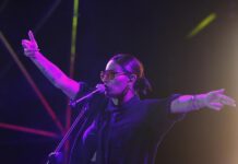 'Vida' es el nombre de su nuevo álbum de estudio tras casi una década sin producir uno, aunque la cantante estuvo colaborando con otros artistas y produciendo sencillos como 'Antifa Dance'.
