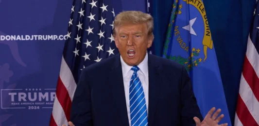 Trump y otros 18 cómplices están acusados en Georgia de formar una asociación delictiva con el objetivo de darle la vuelta en ese estado a los resultados de las presidenciales de 2020, que ganó el demócrata Joe Biden.
