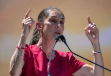 De acuerdo con el sondeo, el 76,6 % de las personas están dispuestas a observar el debate entre la oficialista Claudia Sheinbaum y sus opositores Xóchitl Gálvez, de Fuerza y Corazón por México, y Jorge Álvarez Máynez, de Movimiento Ciudadano (MC), mientras que el restante 23,4 % afirmó que no lo verá.