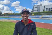 El atleta español de origen cubano Jordan Díaz posa este miércoles en Madrid durante una entrevista con EFE.