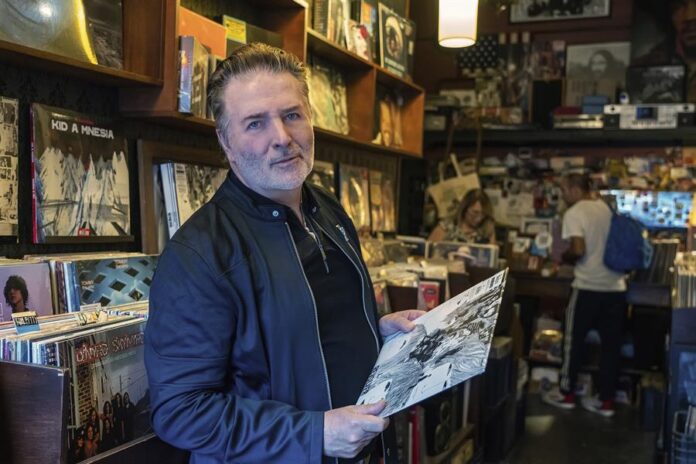El cantautor argentino de rock Miguel Mateos