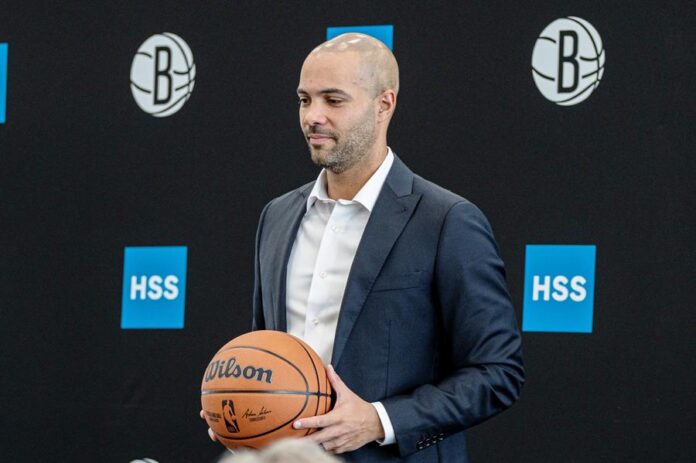 El nuevo entrenador de los Brooklyn Nets, el español Jordi Fernández,