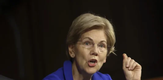 Senadoras Elizabeth Warren.