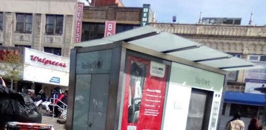 BANO PARQUE CORONA1
