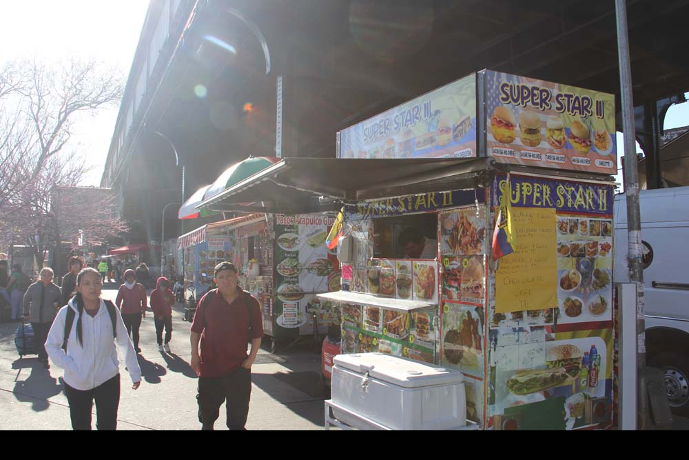 VENTAS EN LA PLAZA CORONA