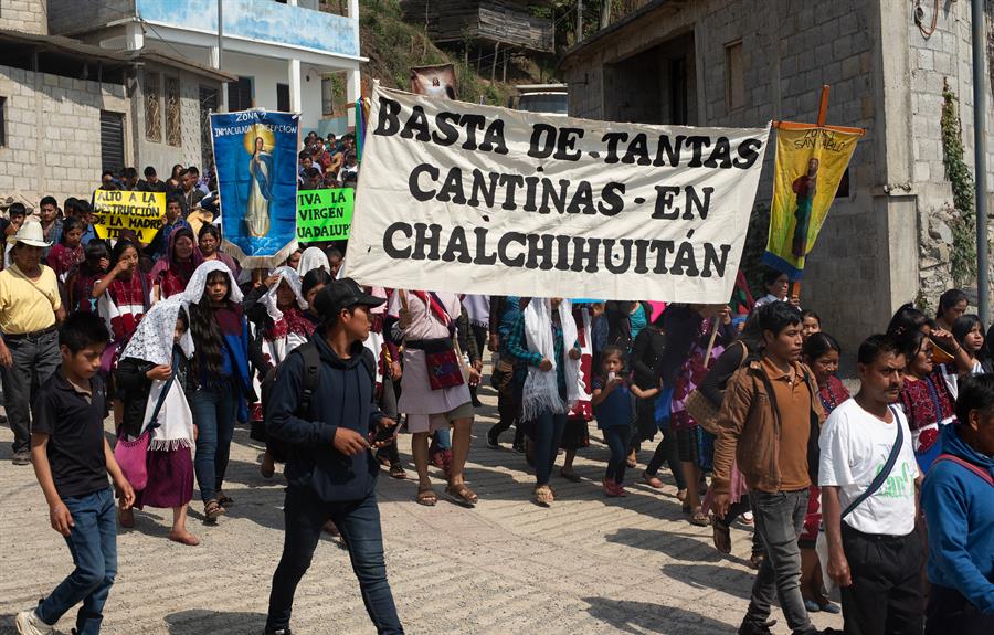 Pobladores se manifiestan para exigir un alto a la inseguridad este s&aacute;bado, en el municipio de Chalchihuit&aacute;n, (1)