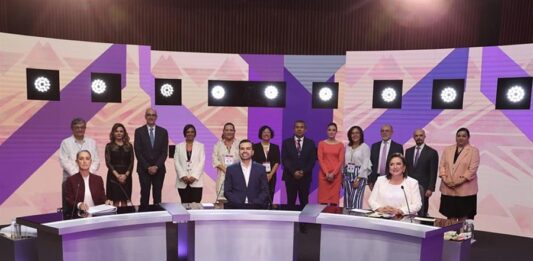 debate de los aspirantes presidenciales, en las instalaciones del Instituto Nacional Electoral