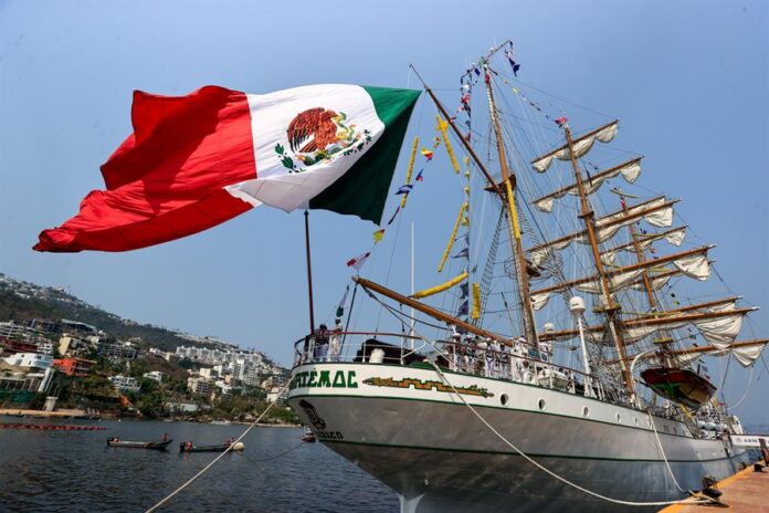 El Buque Escuela 'Cuauhtémoc' de la Armada de México