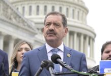 El congresista demócrata por el distrito cuatro de Illinois, Jesús 'Chuy' García