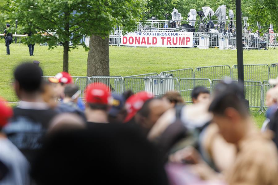 El mitin del expresidente republicano Donald Trump que se celebrar&aacute; esta tarde en Crotona Park (2)