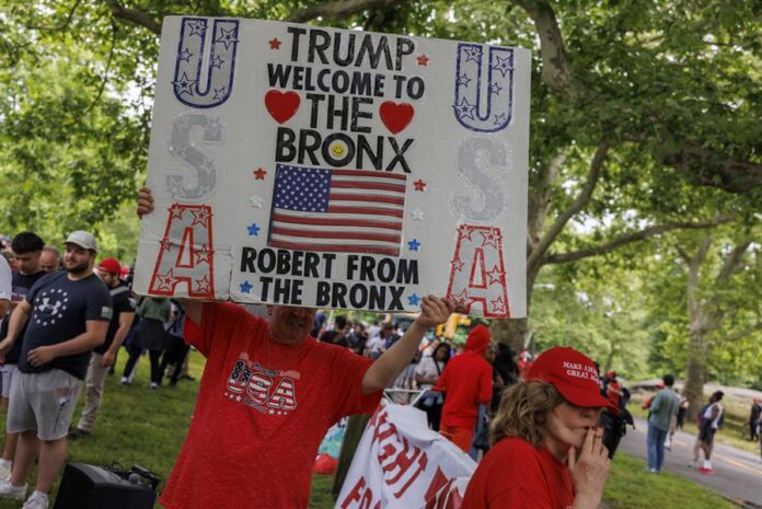 El mitin del expresidente republicano Donald Trump que se celebrará esta tarde en Crotona Park (3)