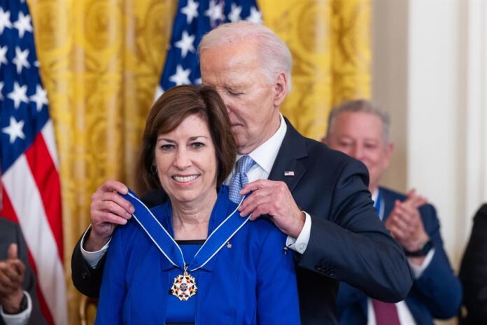 Ellen Ochoa