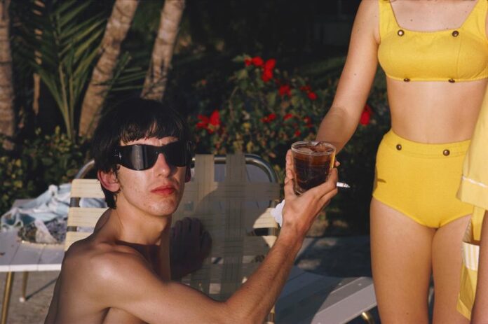 George Harrison en una instantánea tomada por Paul McCartney en Miami Beach