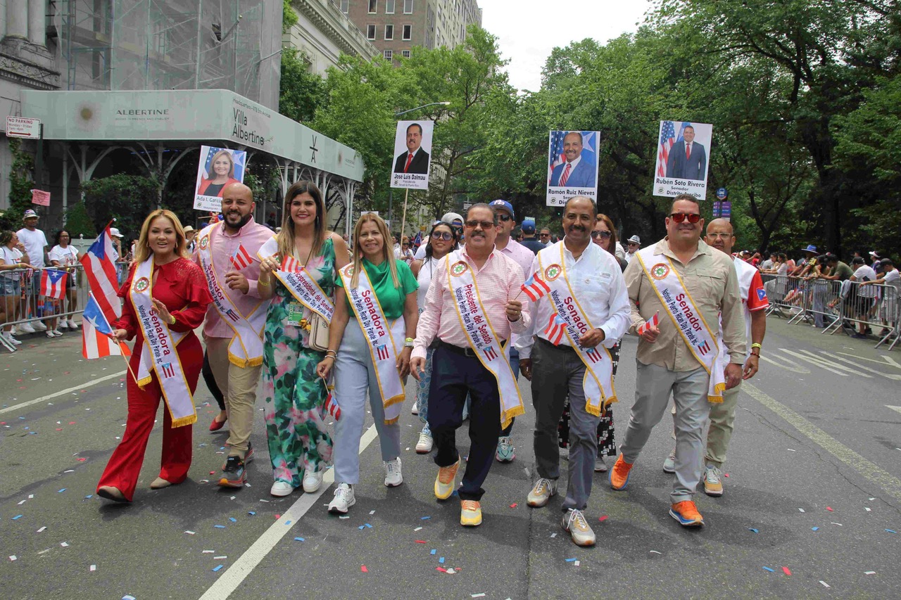 Desfile Puertorriqueno Del egacion del Senado PR en el 2023