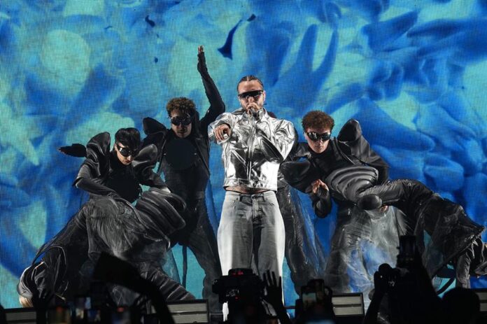 J Balvin