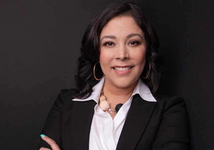 Latinas in Tech de su cofundadora y directora ejecutiva, Rocio van Nierop (2)