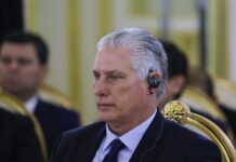 Díaz-Canel afirma que Cuba "saldrá adelante" con las reformas económicas en marcha Miguel Diaz-Canel