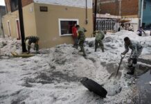 granizo en las calles este viernes en Puebla (1)
