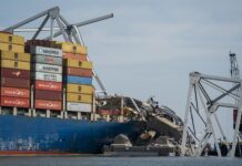 Demuelen una parte del accidentado puente de Baltimore y empiezan a liberar el buque Dalí puente Baltimore
