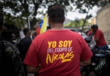seguidores de Nicolas Maduro