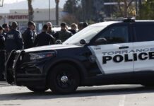 La Policía siguió al presunto autor hasta una casa donde se atrincheró. Posteriormente, el hombre se suicidó, según informaron fuentes de Sheriff del Condado de Oakland.