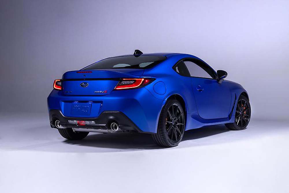 2024_Subaru_BRZ_tS_11__mid