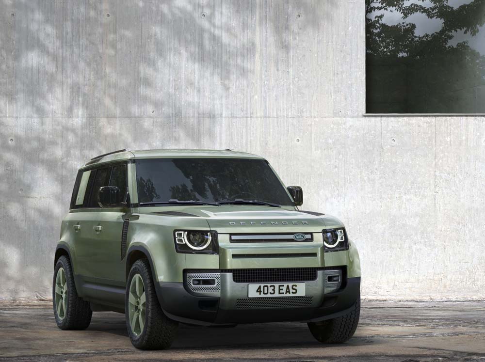 Land Rover Defender 110 (6)