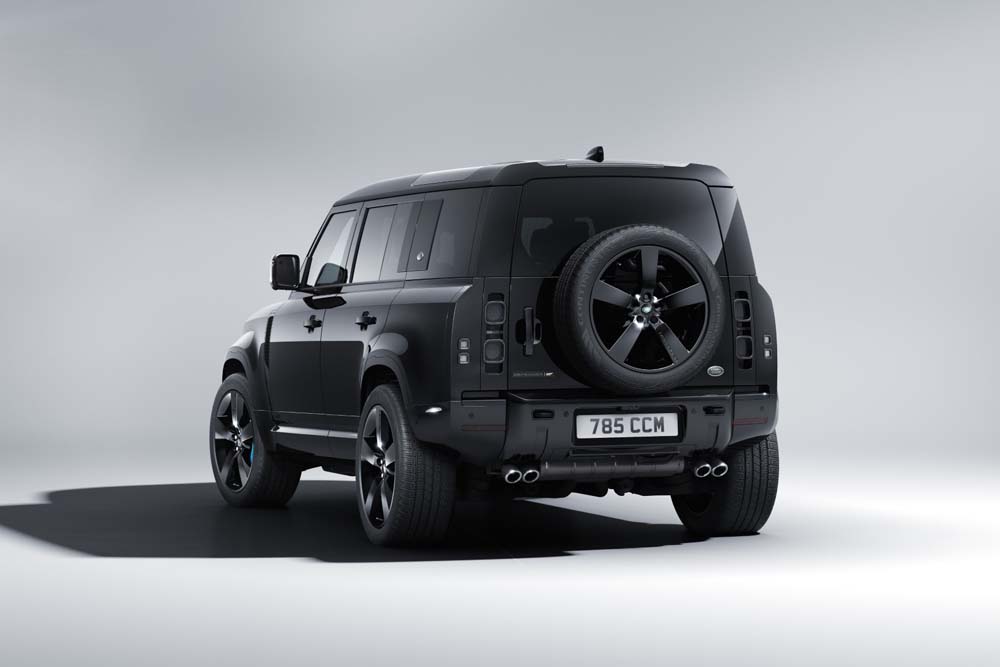 Land Rover Defender 110 (7)