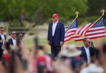 Trump apuesta en Las Vegas por el voto latino para dar el golpe definitivo a Biden Trump