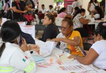 Deportaciones de cientos de migrantes están saturando albergues en la frontera de Arizona migrantes