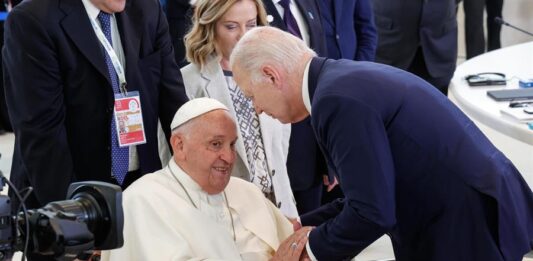papa Francisco y Joe Biden