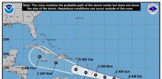 pronóstico de cinco días del paso de la tormenta tropical Beryl