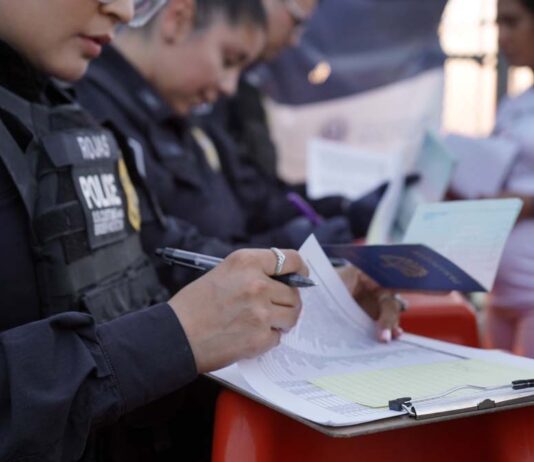 EE.UU. da asilo a periodista nicaragüense Luis Galeano, que estuvo detenido por el ICE inmigrantes