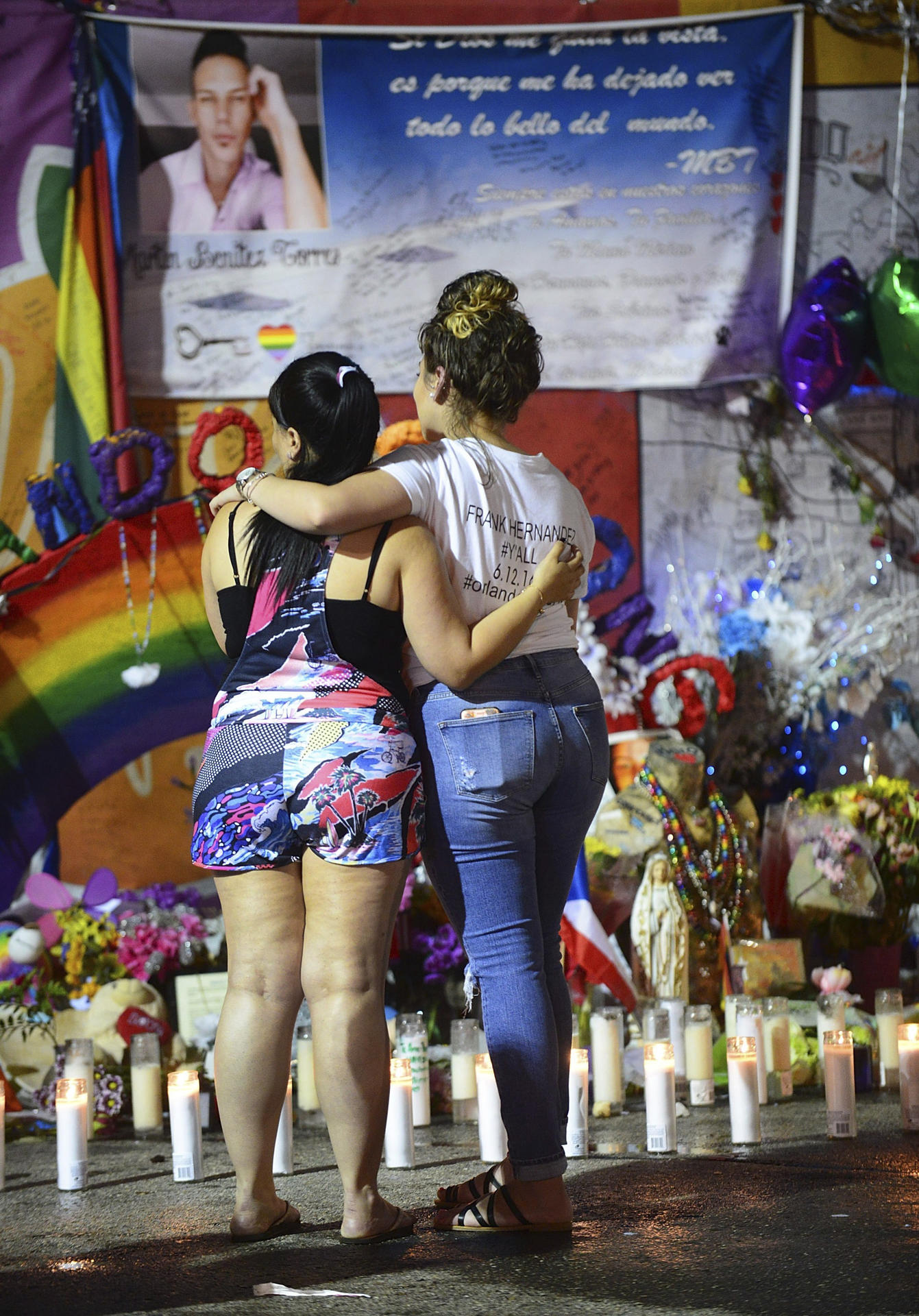 Orlando recuerda a las 49 v&iacute;ctimas del tiroteo de 2016 en una fiesta latina del club Pulse