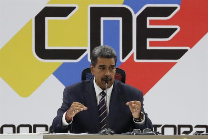 El presidente de Venezuela, Nicolás Maduro, habla luego de ser proclamado presidente reelecto El presidente de Venezuela, Nicolás Maduro, habla luego de ser proclamado presidente reelecto
