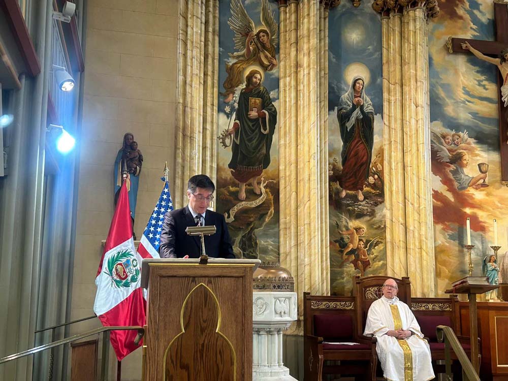 MISA DE PERU EN SANTA BRIGIDA