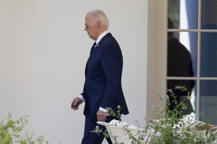 Joe Biden (28) Joe Biden