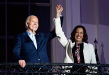 Joe Biden (L) and Vice President Kamala Harris