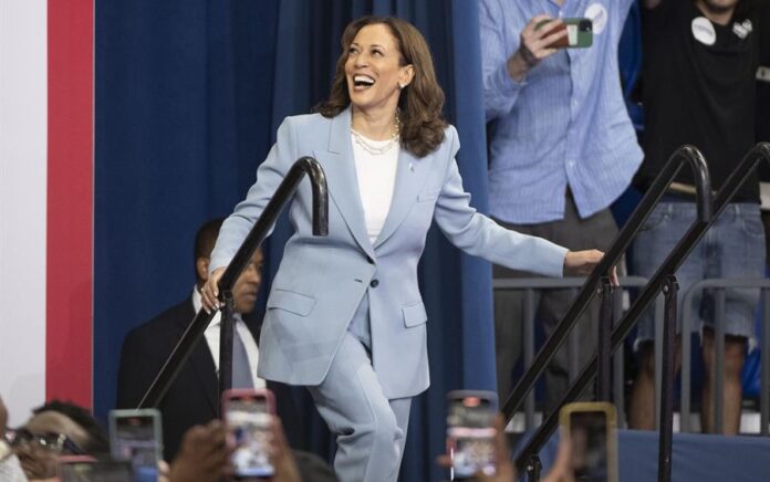 Kamala Harris (19) Kamala Harris