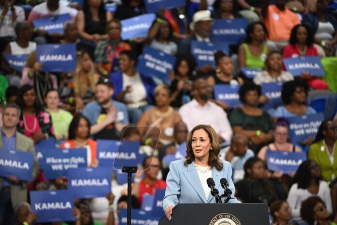 Kamala Harris (21) Kamala Harris