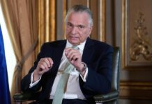 ministro de Exteriores de Costa Rica, Arnoldo André