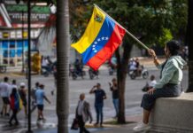 Convocan en Miami a multitudinaria marcha en rechazo al "fraude electoral" en Venezuela venezolanos